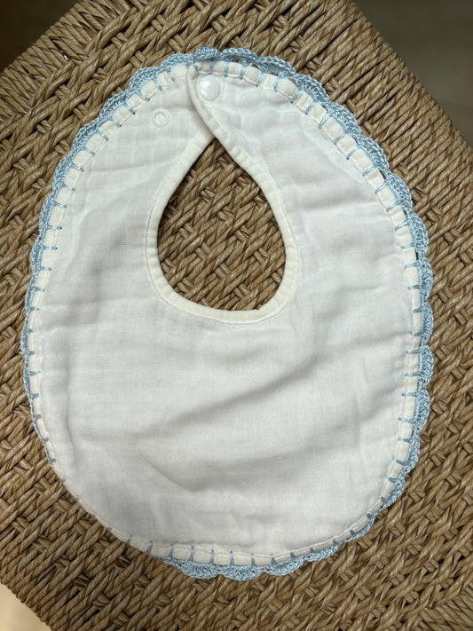 WHITE BIB