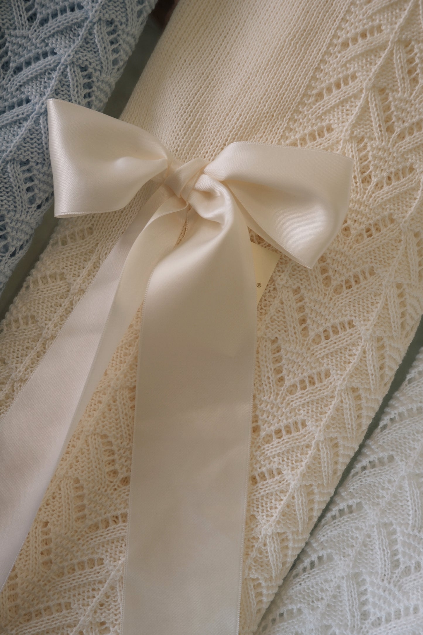 KNITTED BABY BLANKET